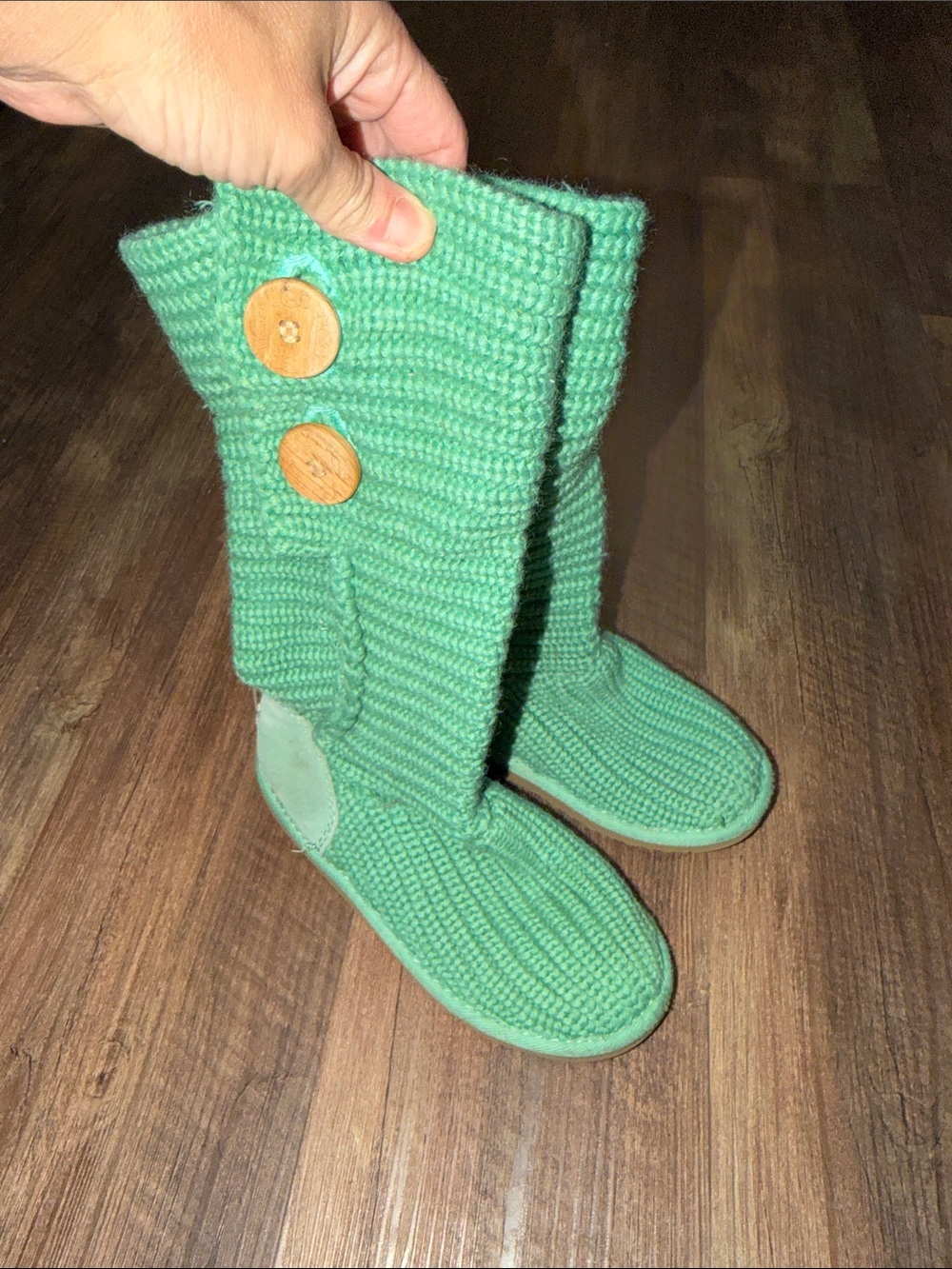 Girls UGG Classic Cardy Green Sweater Boots size 1